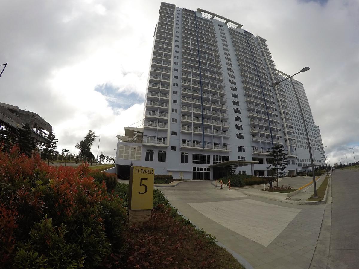 Wind Residence Condo - Tagaytay By Jaderooms Tagaytay City Εξωτερικό φωτογραφία